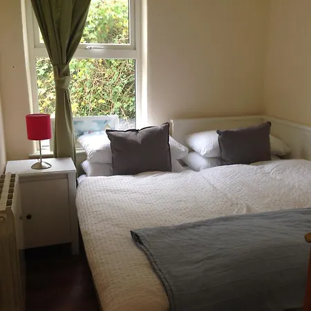 Bed & Breakfast Fermoyle Farmhouse