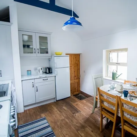 Fermoyle Farmhouse Bed & Breakfast